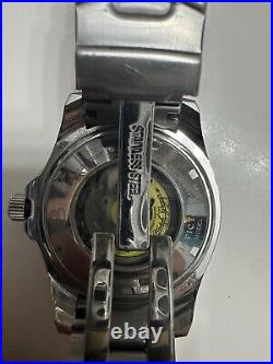 Invicta Grand diver Automatic Men's Yellow Watch