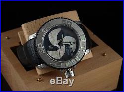 Invicta Men Sea Hunter Sw200 Automatic Black Mop White Mosaic Dial Watch-RARE