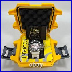 Large Invicta White Sea Hunter Chronograph SiliconeWR300M 20473 Stainless Watch